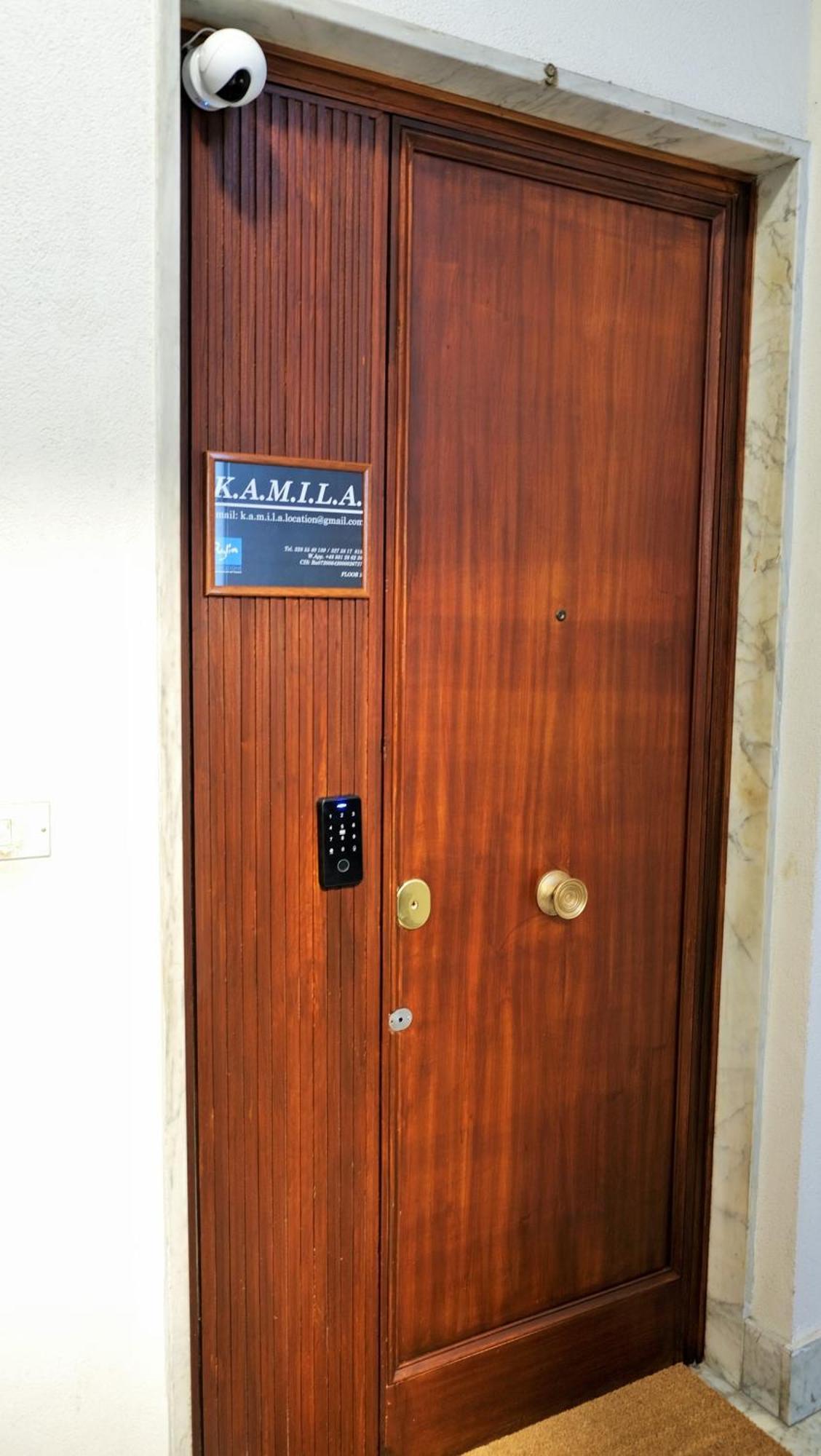 Kamila Guest House Бари Екстериор снимка